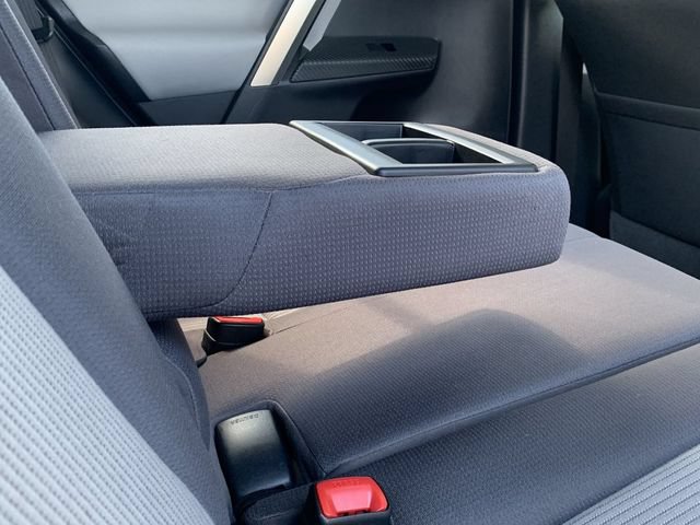 Used 2015 Toyota RAV4 XLE AWD/4WD image 37