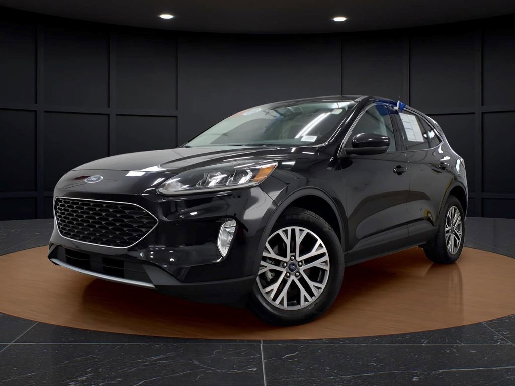 Certified 2022 Ford Escape SEL AWD/4WD image 3