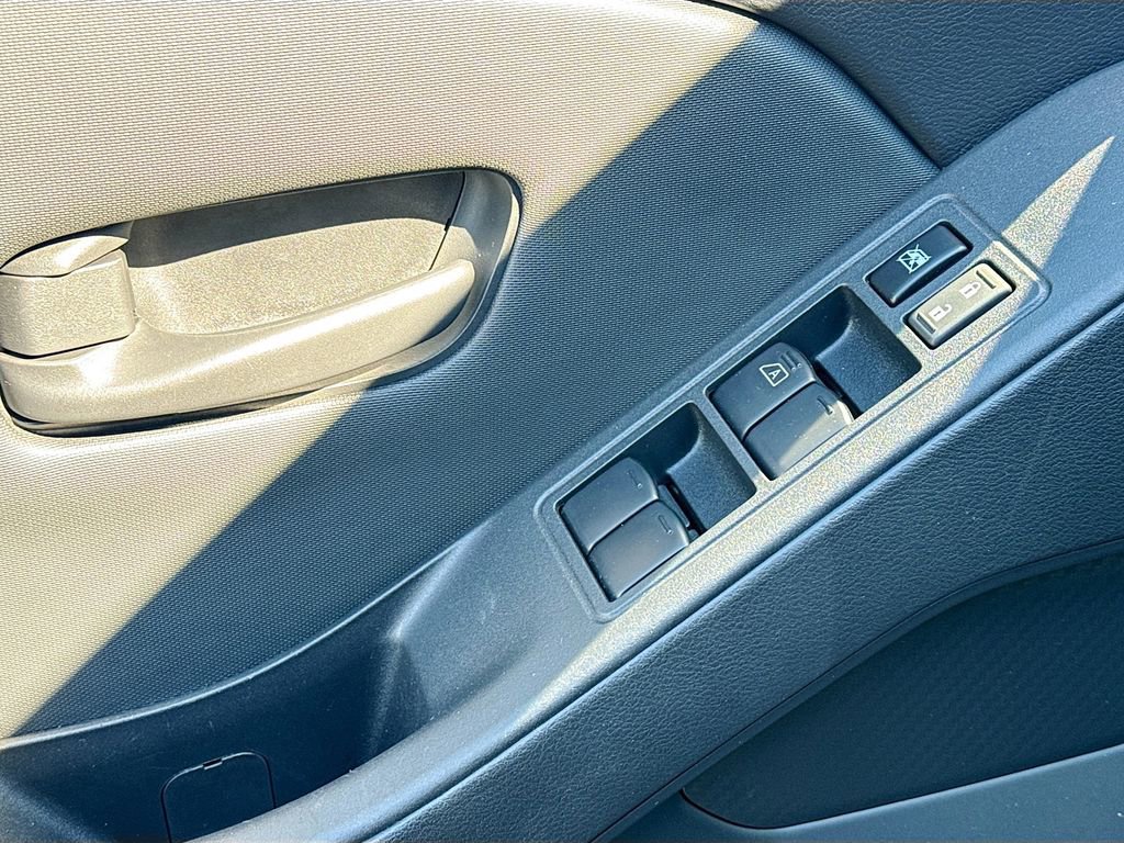 Used 2022 Nissan Frontier S w/ Technology Package image 18