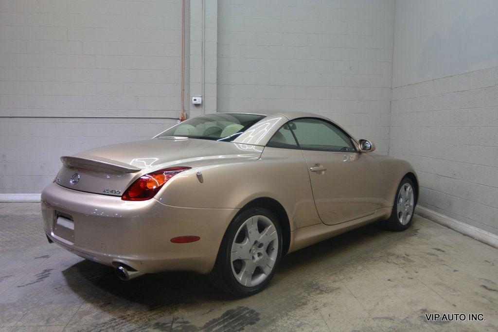 Used 2004 Lexus SC 430 Convertible RWD image 10