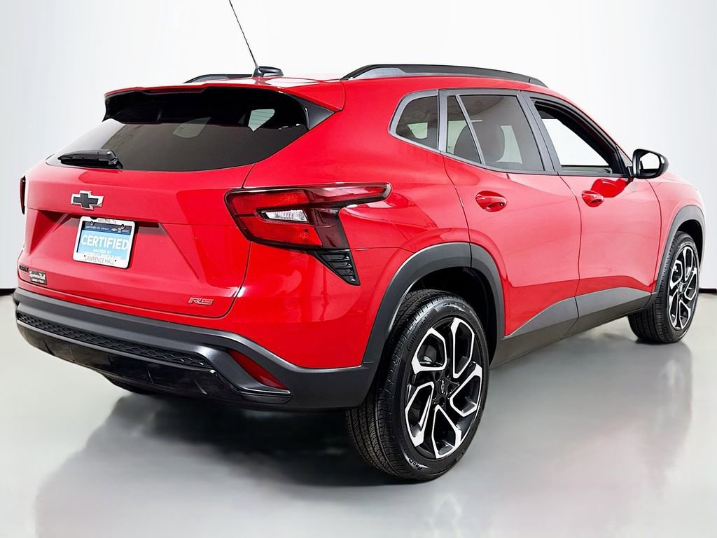 Certified 2026 Chevrolet Trax RS FWD image 4