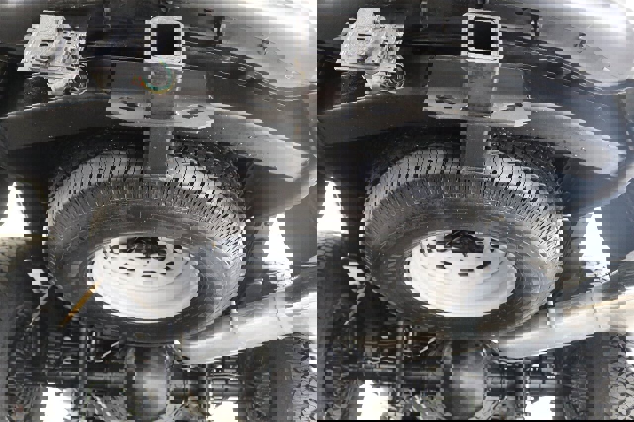 Used 2003 Ford F250 XLT image 56