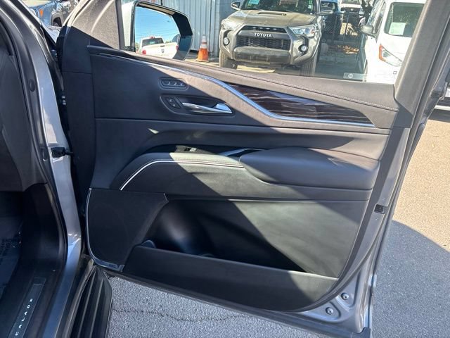 Used 2021 Cadillac Escalade Sport w/ Driver Assist Tech Package AWD/4WD image 41