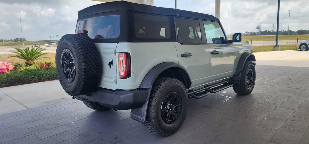 Used 2023 Ford Bronco Wildtrak image 6