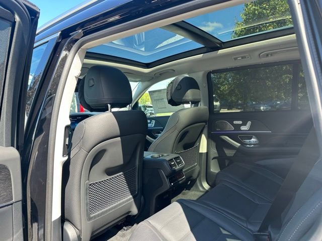 New 2026 Mercedes-Benz GLS 450 4MATIC image 17
