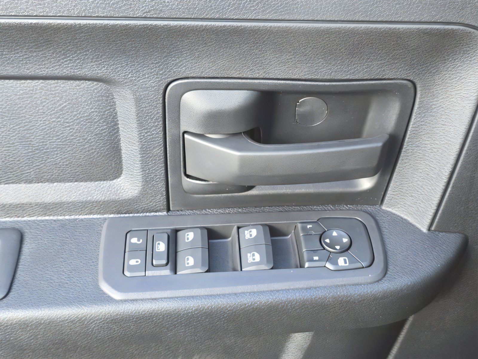 New 2026 RAM 2500 Tradesman AWD/4WD image 13