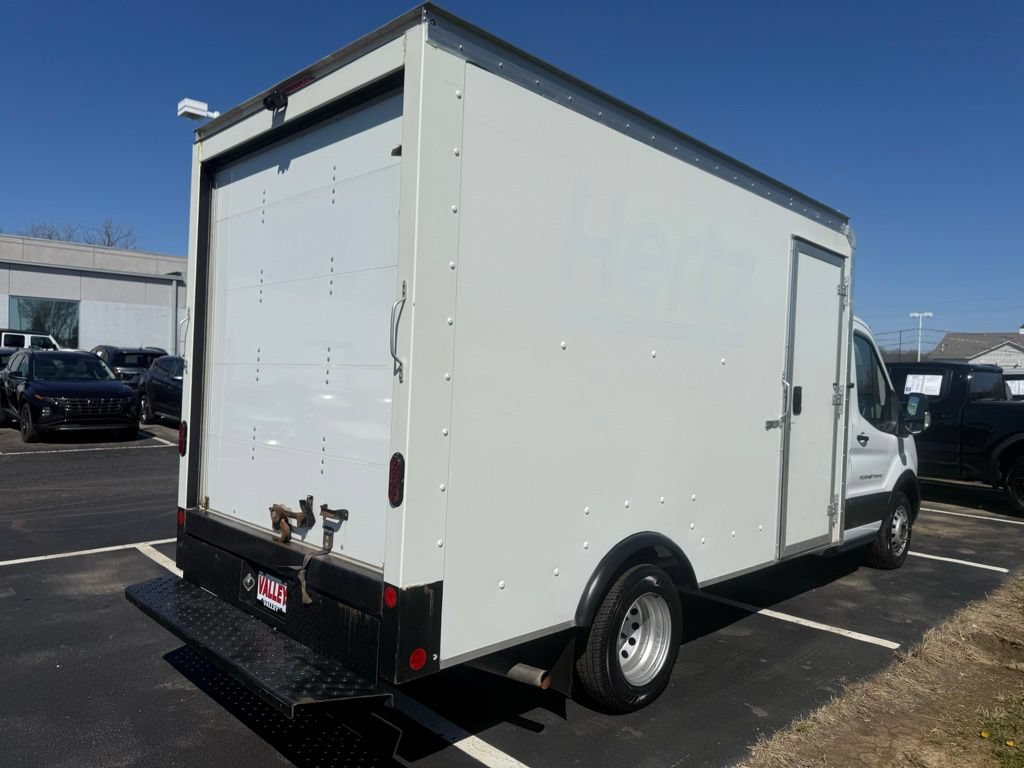 Used 2022 Ford Transit 350 DRW RWD image 4