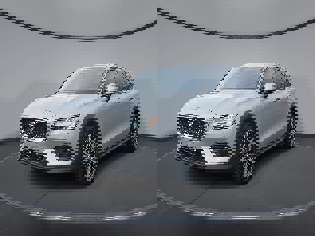 Used 2025 Volvo V60 B5 Cross Country Plus