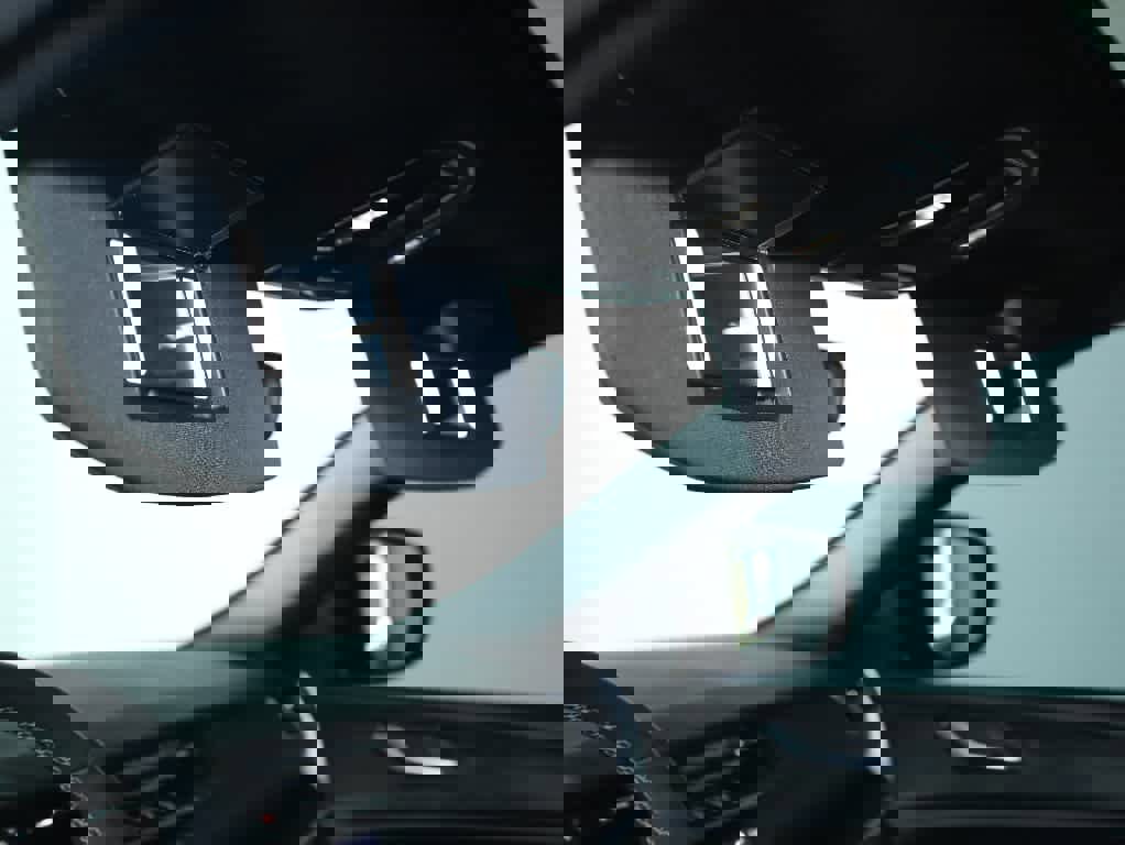 Certified 2024 Jeep Grand Cherokee Altitude image 19