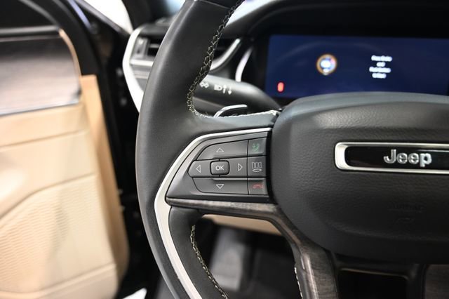 Used 2023 Jeep Grand Cherokee L Limited image 26