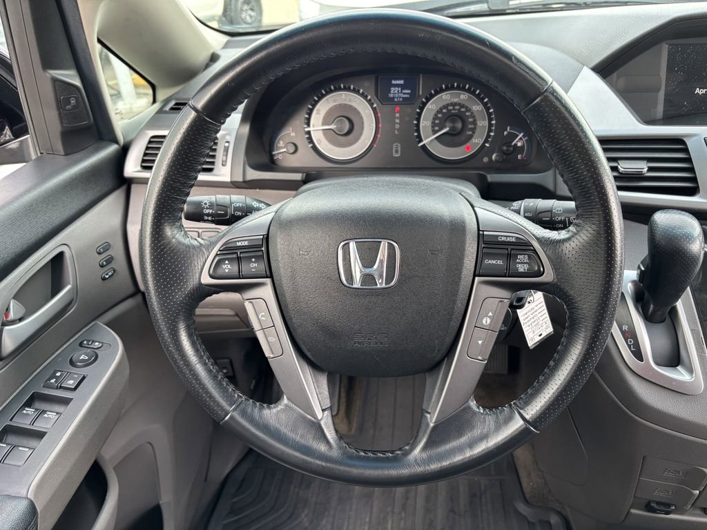 Used 2011 Honda Odyssey Touring image 14