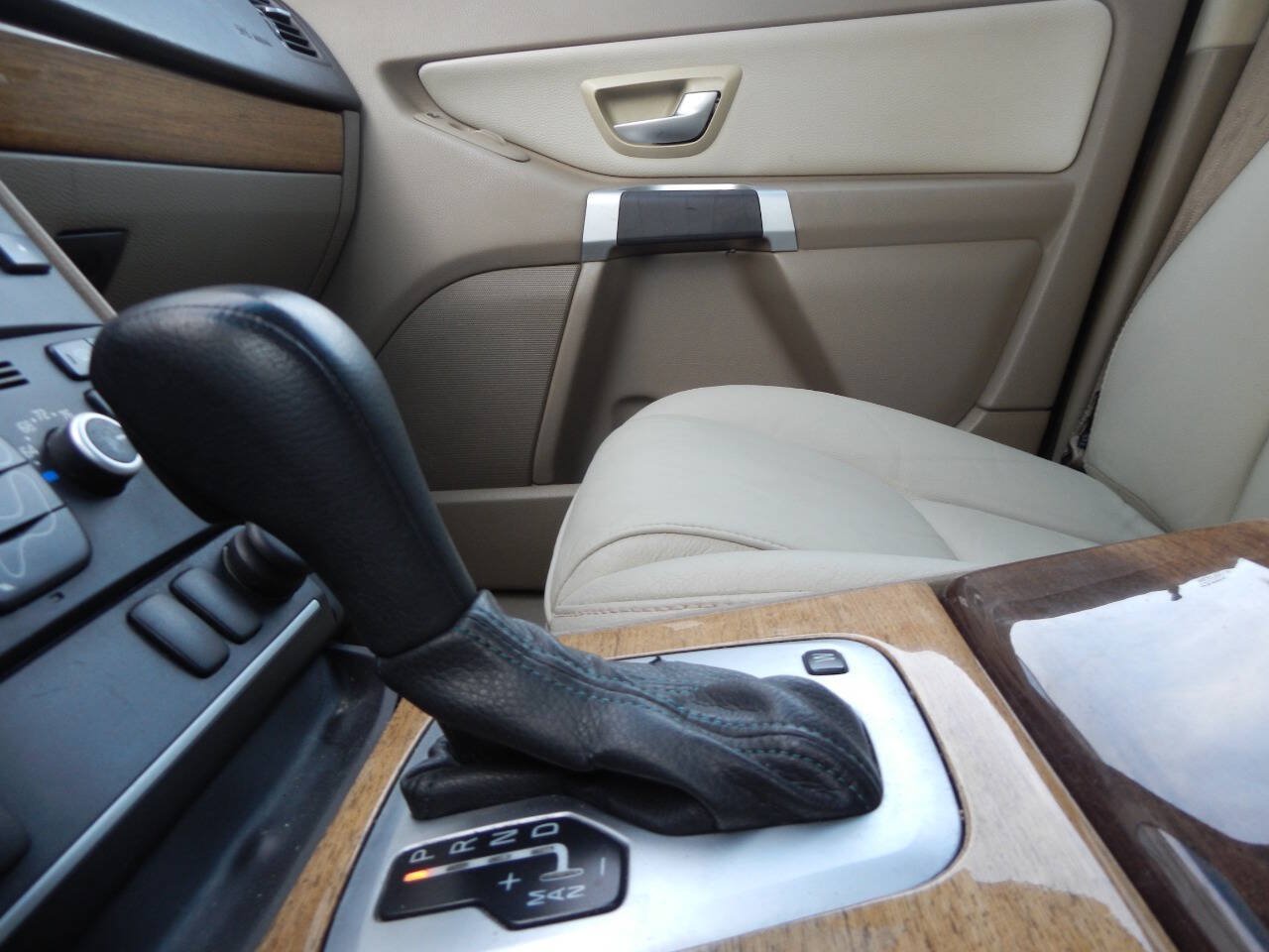 Used 2008 Volvo XC90 3.2 FWD image 41