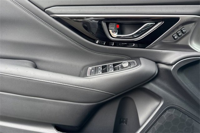 New 2025 Subaru Outback Limited image 8