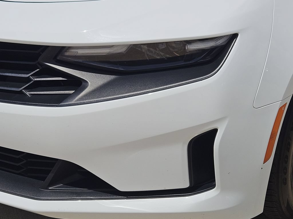 Used 2023 Chevrolet Camaro LT RWD image 10