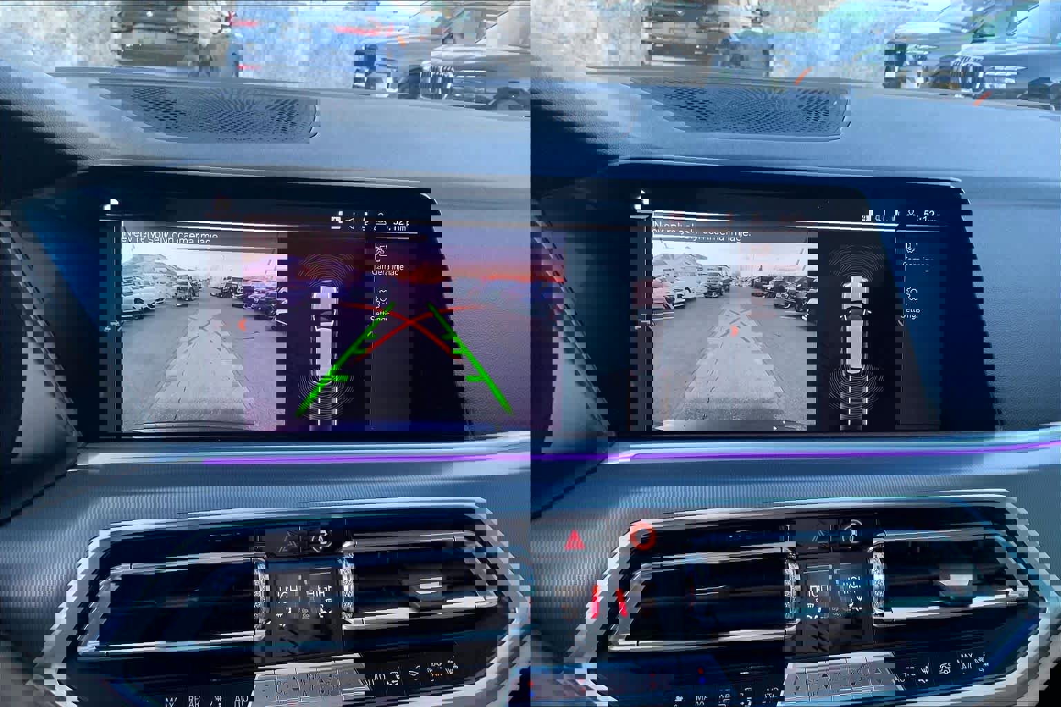 Used 2019 BMW X5 xDrive50i w/ M Sport Package image 29