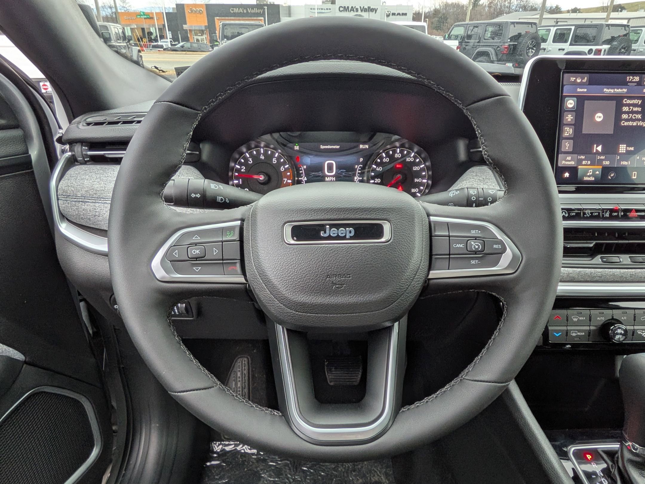 New 2026 Jeep Compass Latitude image 13