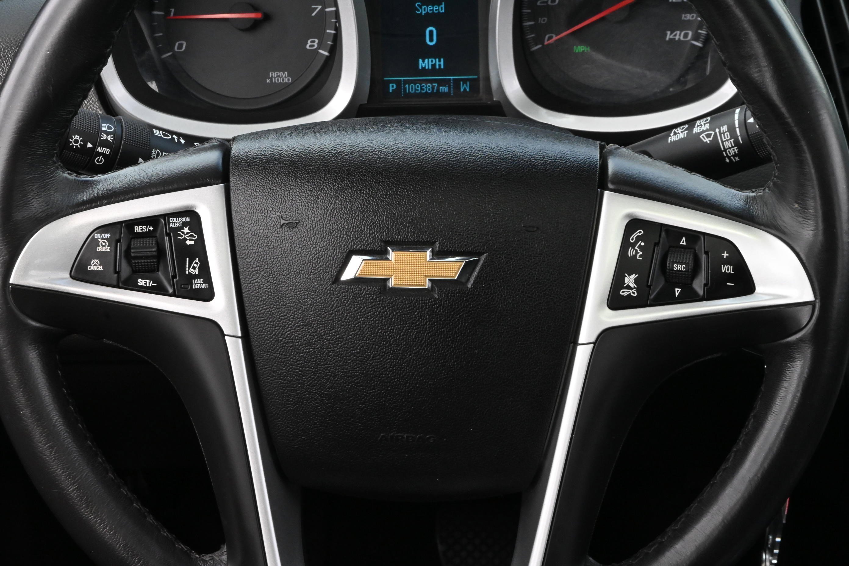 Used 2017 Chevrolet Equinox Premier w/ Enhanced Convenience Package FWD image 30