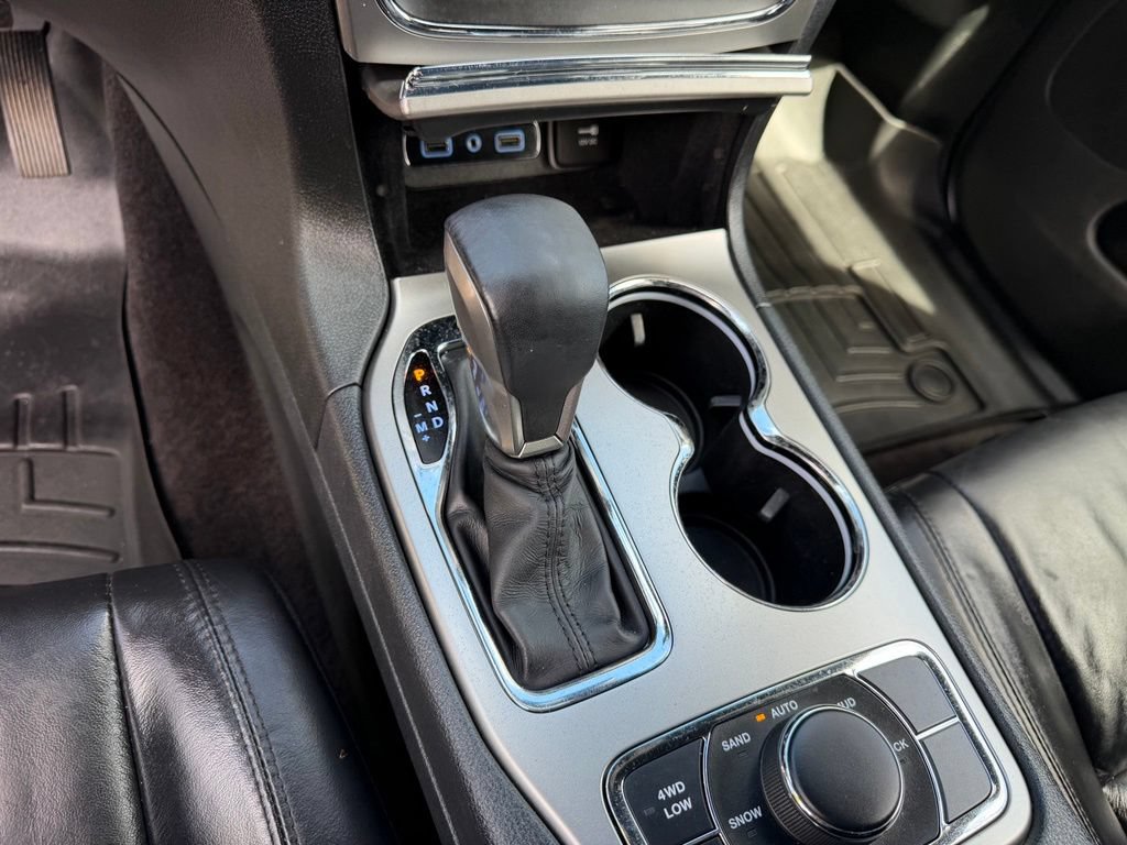 Used 2018 Jeep Grand Cherokee Limited w/ Trailer Tow Group IV AWD/4WD image 24