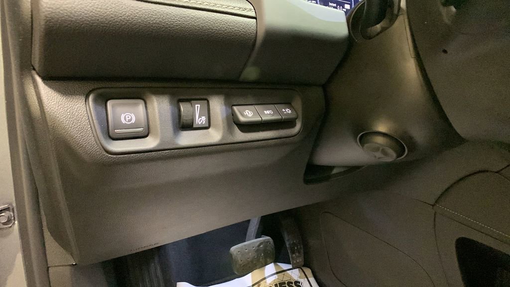 Used 2021 GMC Acadia Denali w/ Denali Technology Package image 37