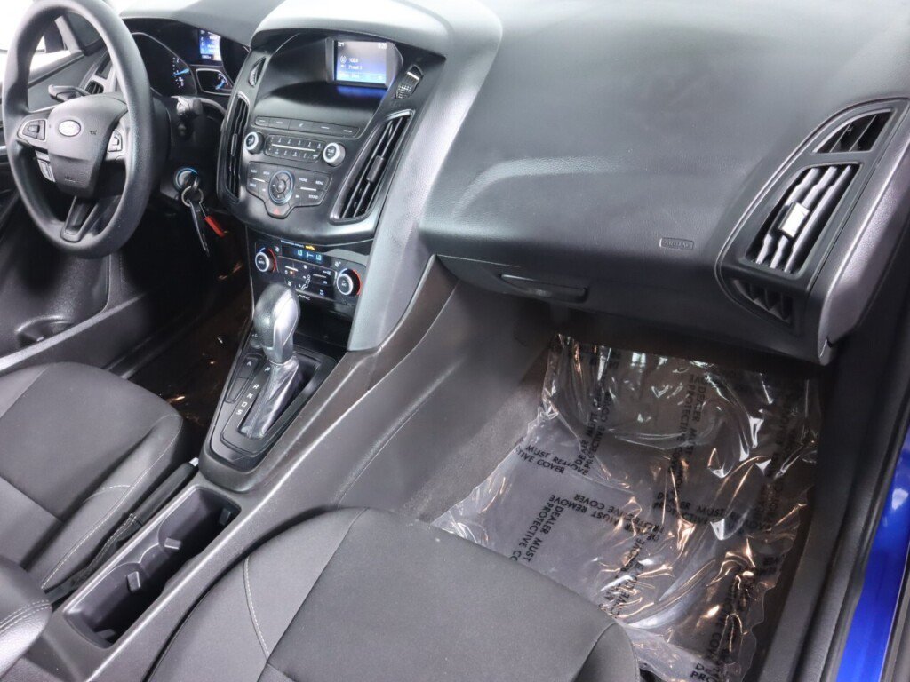 Used 2018 Ford Focus SE FWD image 33