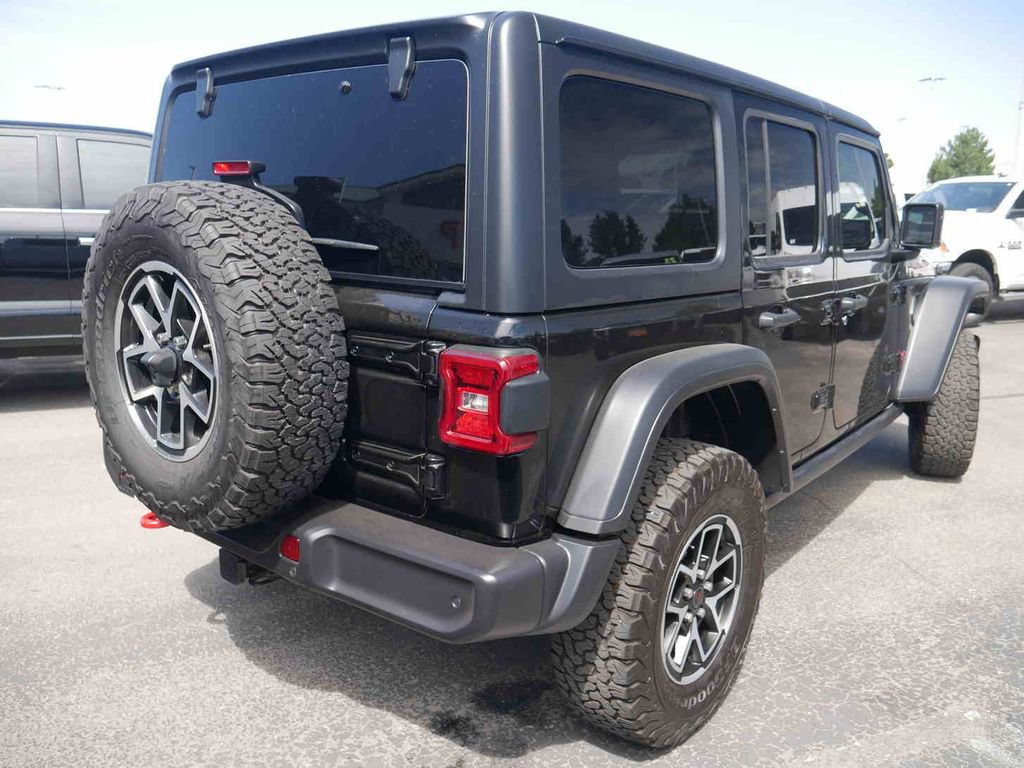 Used 2024 Jeep Wrangler Unlimited Rubicon w/ Technology Group AWD/4WD image 23