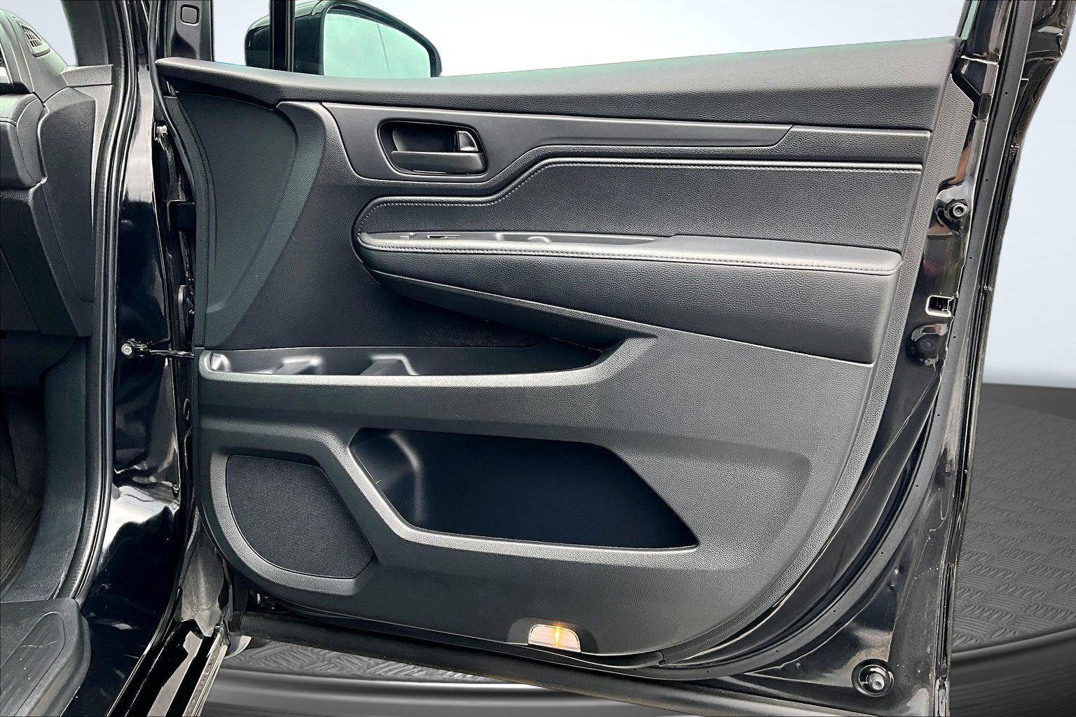 Used 2024 Honda Odyssey Sport image 25