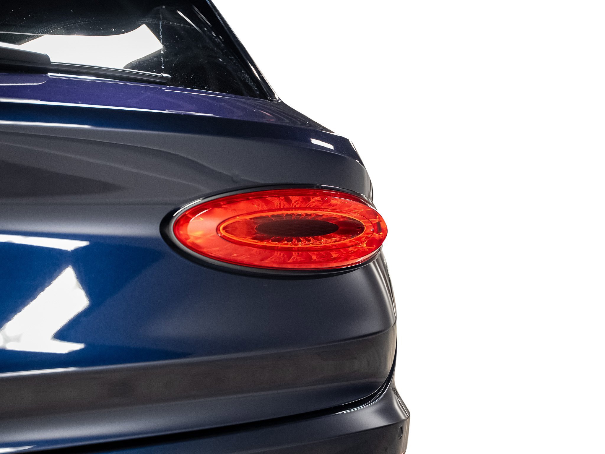 Used 2022 Bentley Bentayga image 24