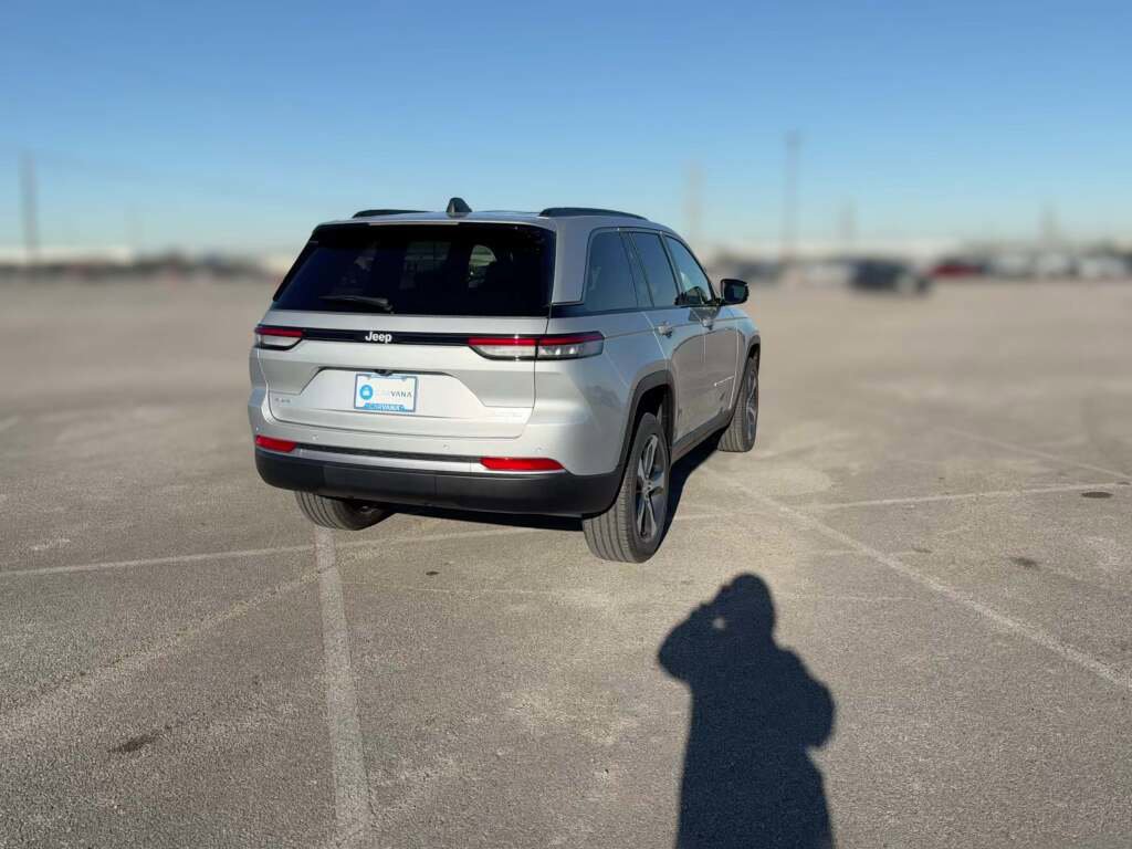 New 2026 Jeep Grand Cherokee Limited image 11