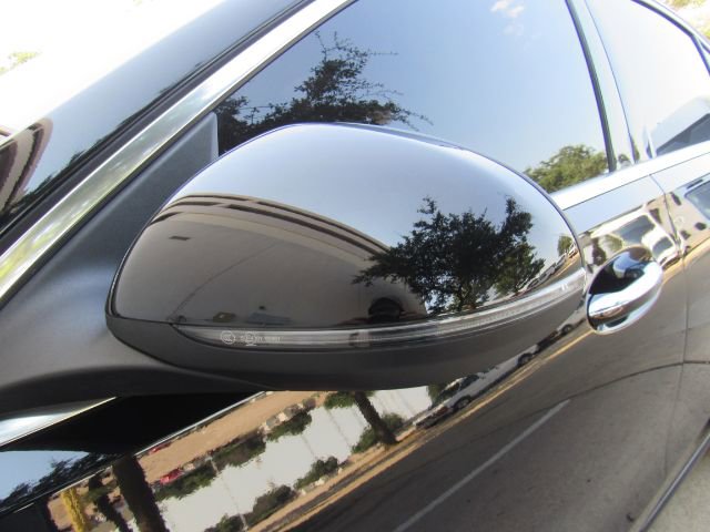 Used 2024 Mercedes-Benz C 300 Sedan image 15