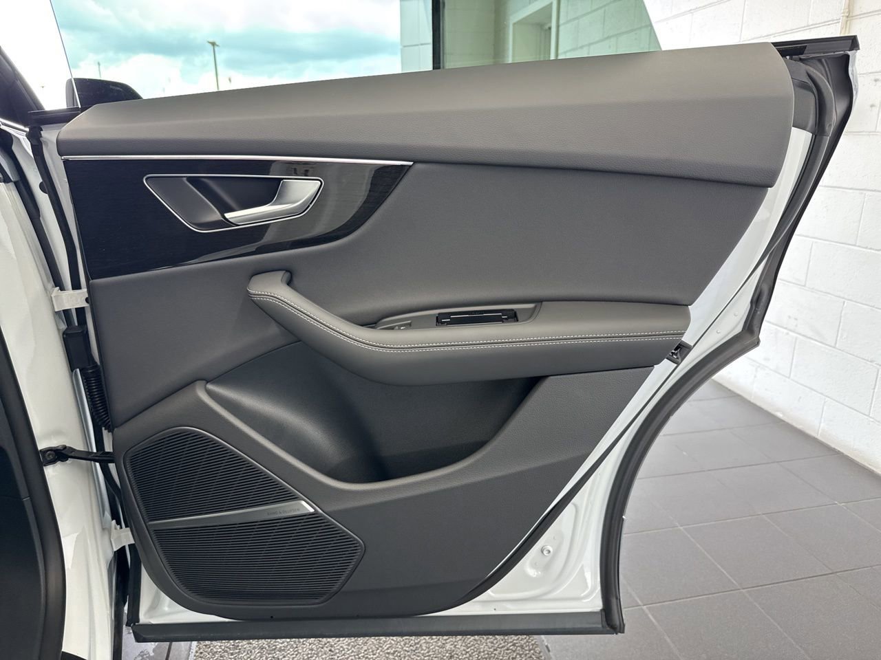 New 2025 Audi Q8 Premium Plus image 53