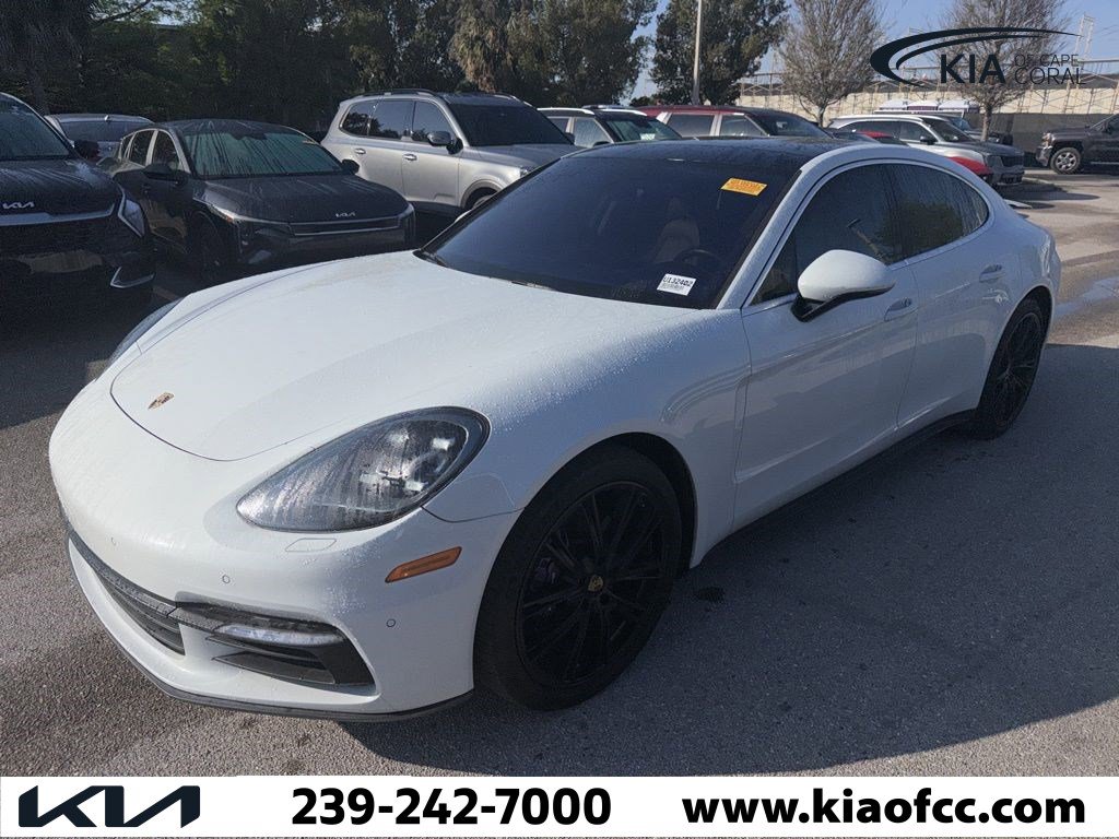 Used 2018 Porsche Panamera 4S image 2