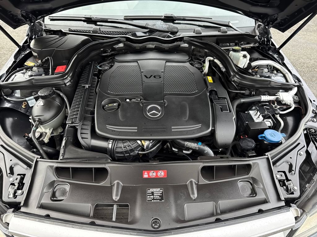 Used 2013 Mercedes-Benz C 300 4MATIC Sedan image 31