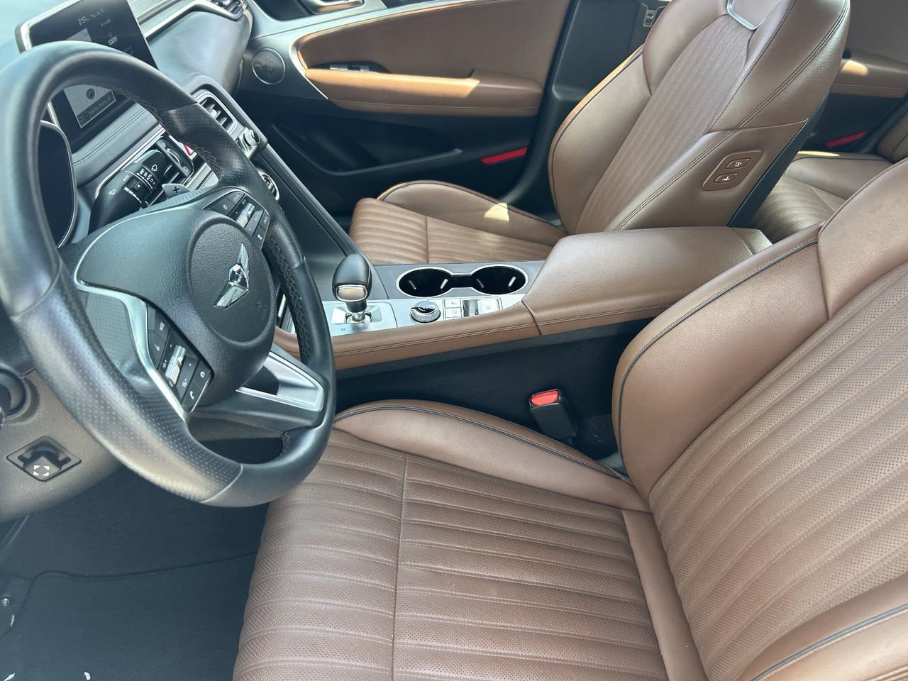 Used 2021 Genesis G70 3.3T RWD image 29