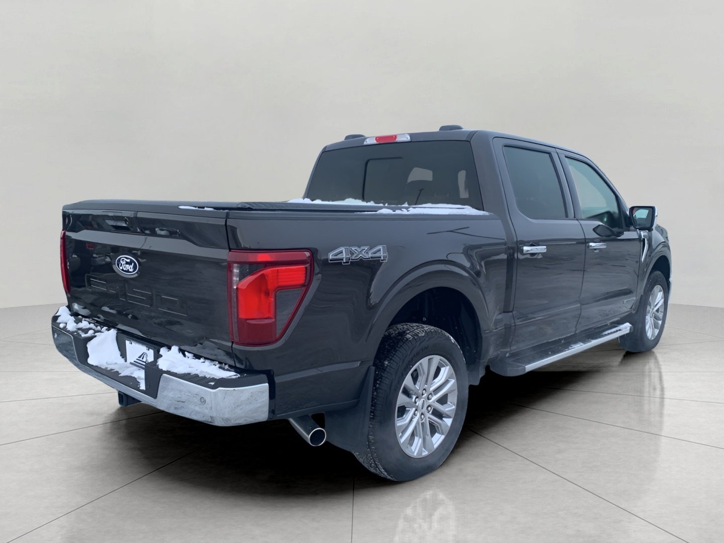 Used 2024 Ford F150 XLT w/ Equipment Group 302A MID image 3