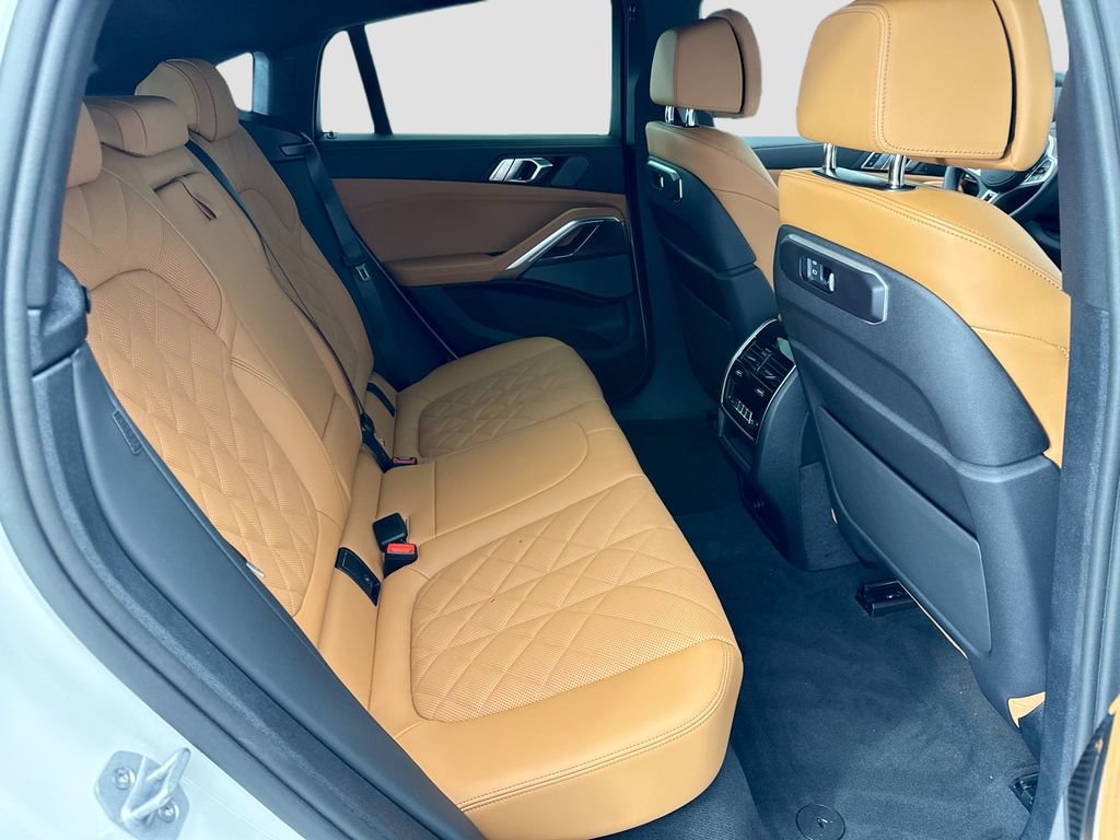 New 2027 BMW X6 M60i AWD/4WD image 21