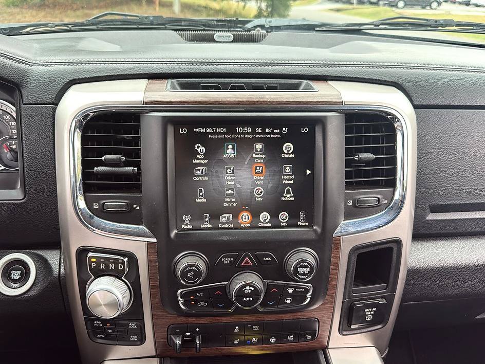 Used 2017 RAM 1500 Laramie w/ Convenience Group AWD/4WD image 16