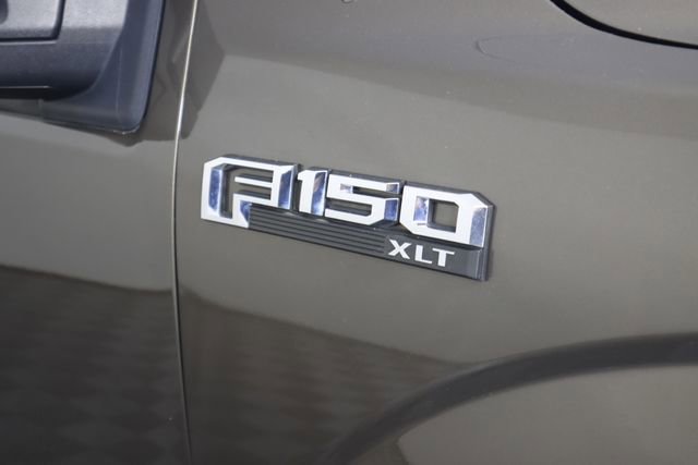 Used 2016 Ford F150 XLT w/ Equipment Group 302A Luxury AWD/4WD image 13