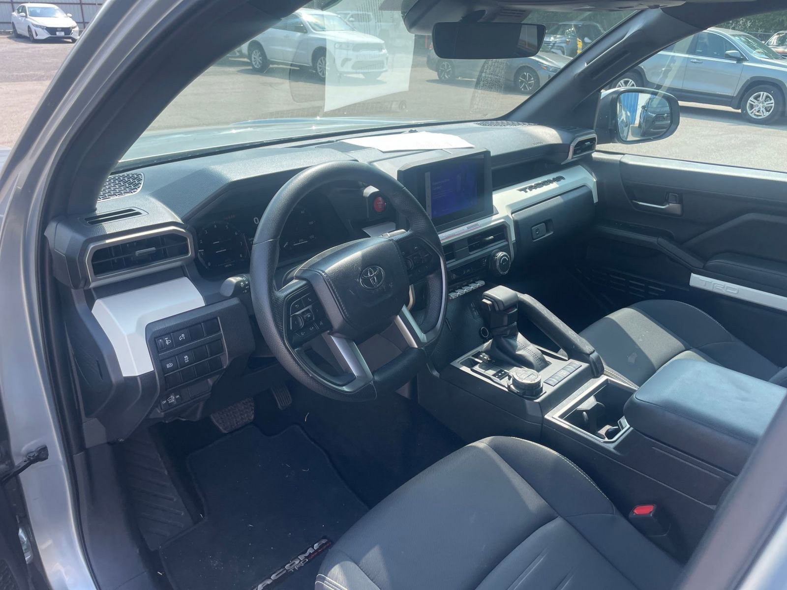 Used 2024 Toyota Tacoma TRD Off-Road image 7