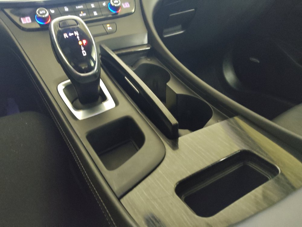 Used 2018 Buick LaCrosse Essence w/ Sun and Shade Package FWD image 26