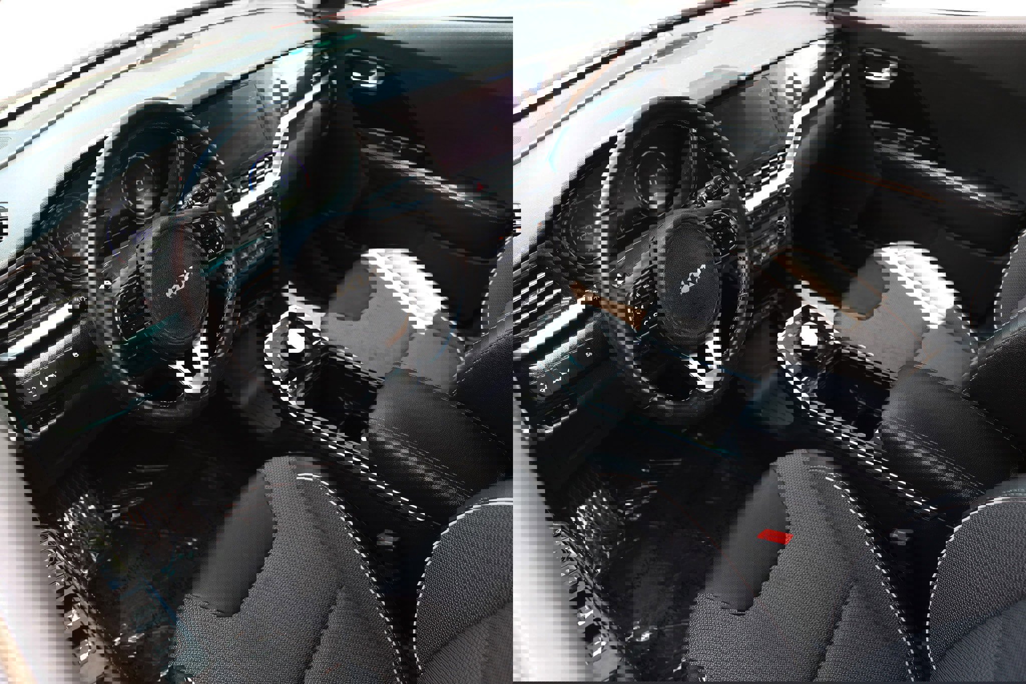 Used 2022 Kia Niro EX FWD image 6