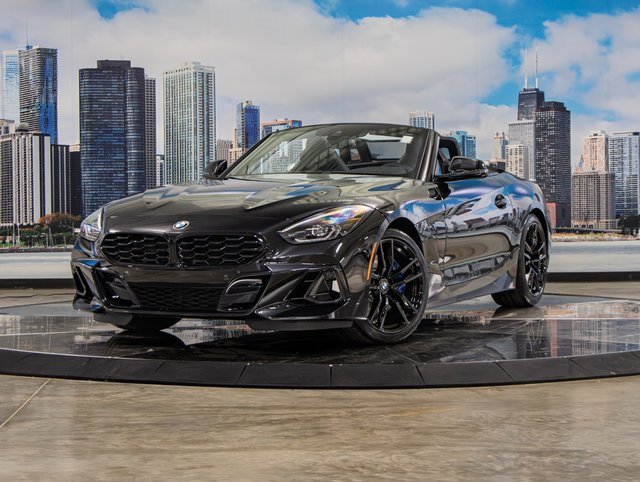 New 2026 BMW Z4 M40i w/ Shadowloine Package image 3
