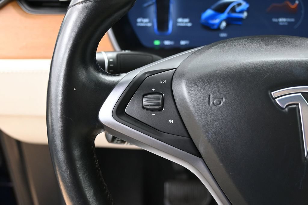 Used 2020 Tesla Model X Long Range AWD/4WD image 21