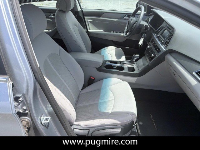 Used 2015 Hyundai Sonata SE w/ Option Group 02 FWD image 13