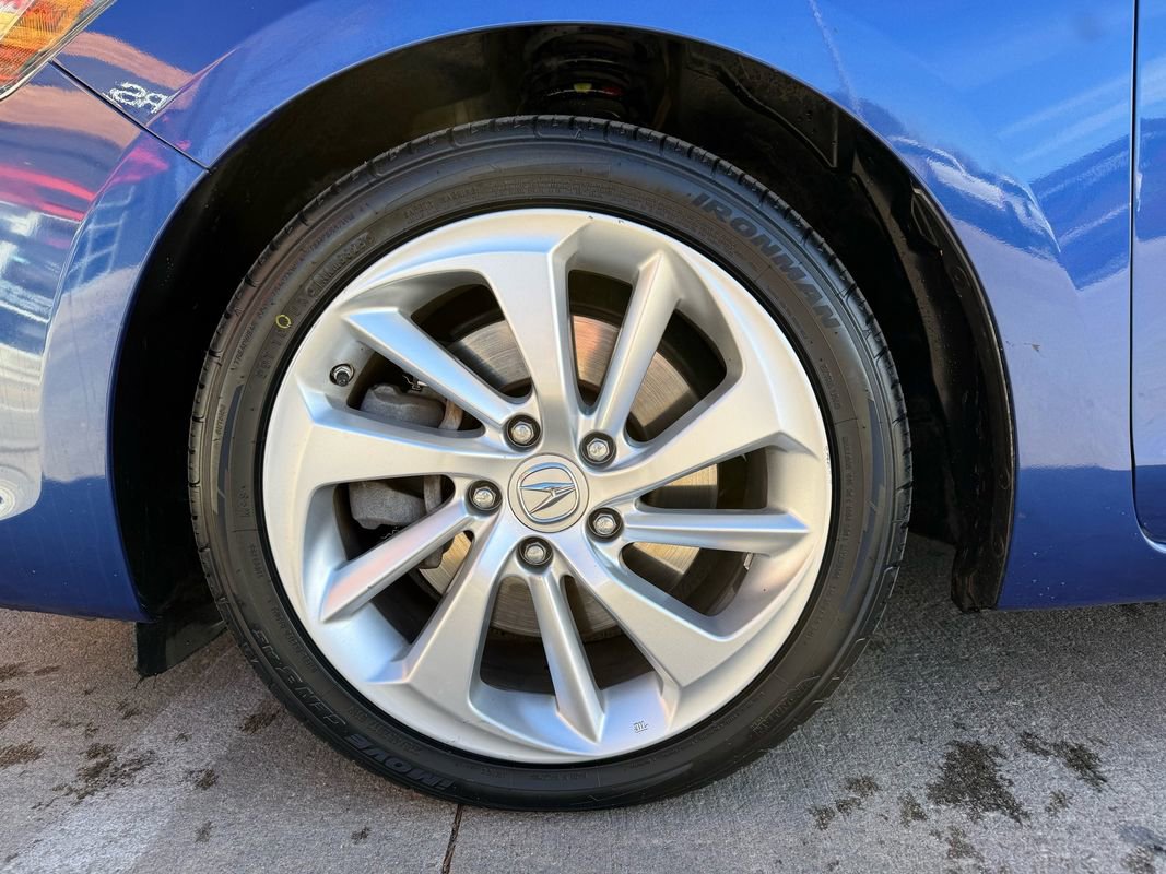Used 2016 Acura ILX w/ Technology Plus Package image 34