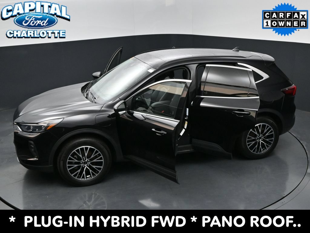 Used 2026 Ford Escape SE w/ PHEV Premium Package FWD image 35