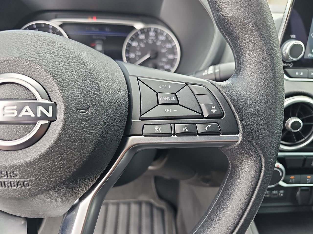 Used 2024 Nissan Sentra SV image 17