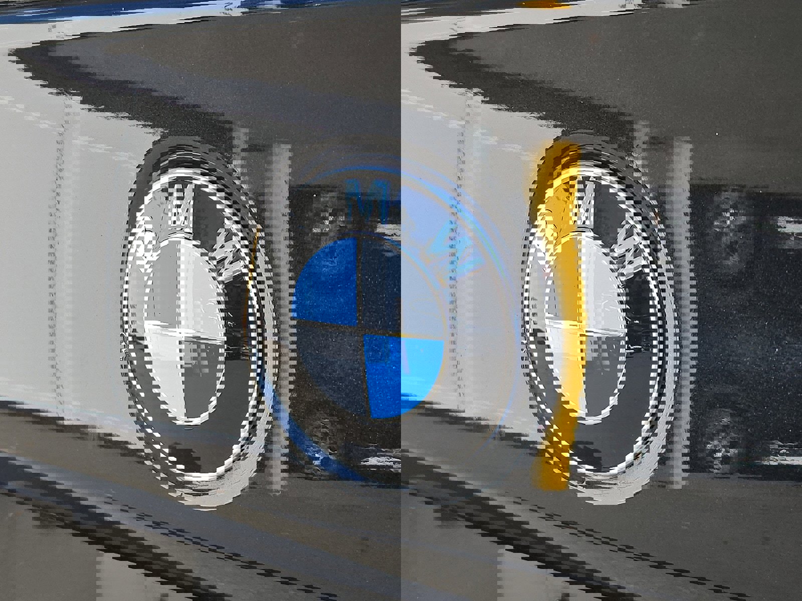 Used 2025 BMW M5 w/ Executive Package image 31