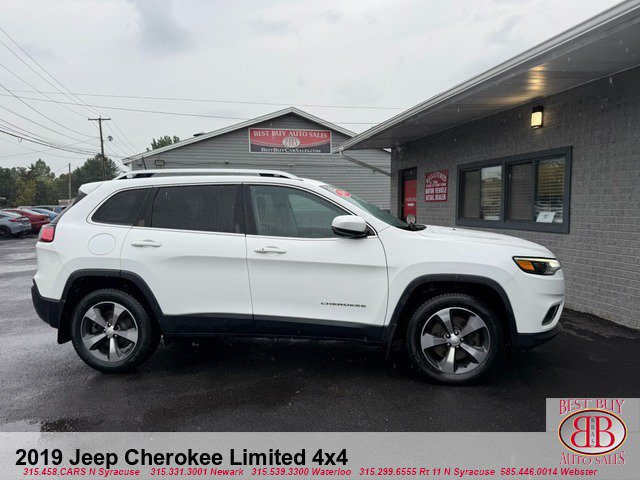 Used 2019 Jeep Cherokee Limited AWD/4WD image 2