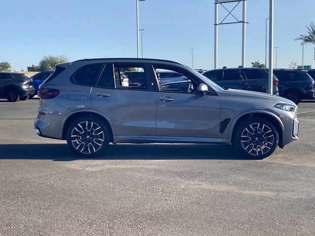 Used 2026 BMW X5 sDrive40i w/ M Sport Package RWD image 5