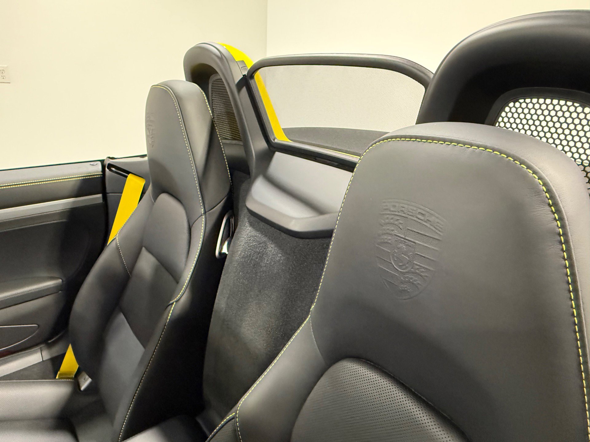 Used 2025 Porsche 718 Boxster S image 46